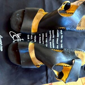 Fluevog Pump - Gloria - “has to be seen to be believed” - size 10